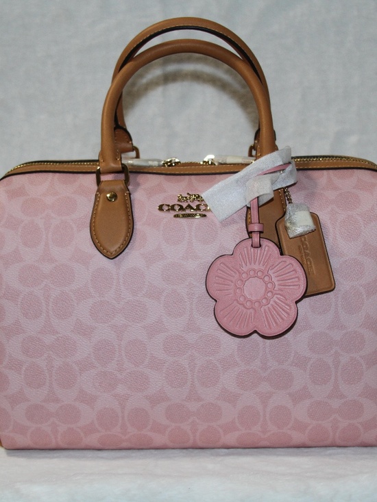 NWT Coach Large Rowan Powder Pink Purse - Picture 2 of 7
